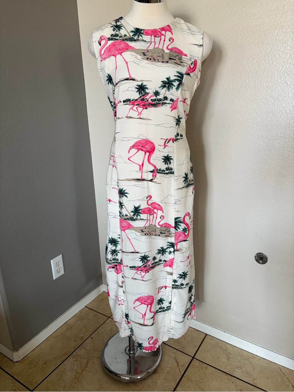 Passion vintage Sleeveless White Maxi Dress with Pink Flamingo Print